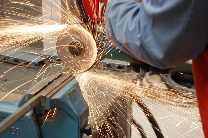 Bosch Small Angle Grinder — GWS 9-115